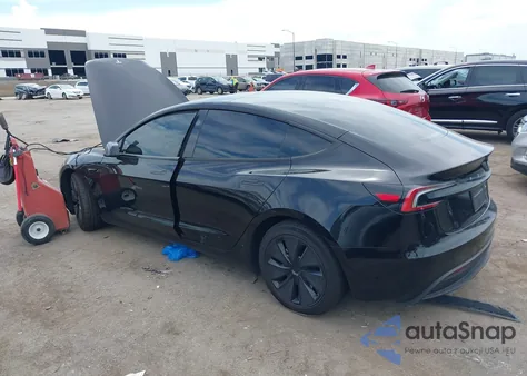 2024 Tesla Model 3 Long Range Dual Motor All-Wheel Drive/Rear-Wheel Drive z USA, uszkodzony, nr VIN 5YJ3E1EA7RF749592